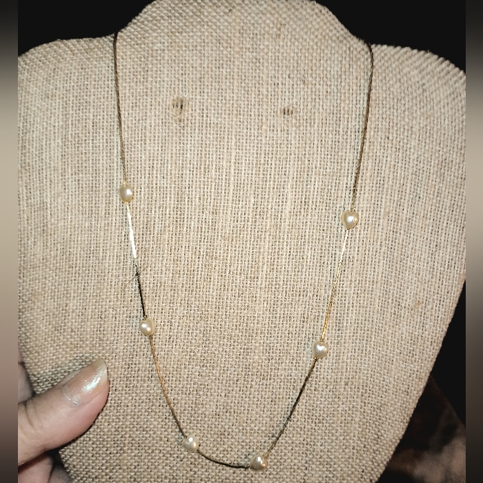 Vintage Korea Pearl Hearts Gold Tone Necklace 16$